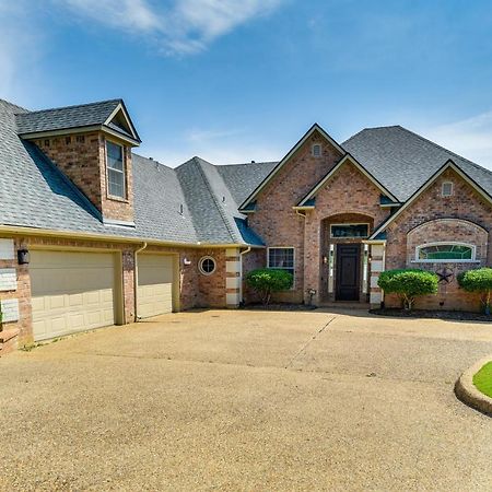 Lakefront Little Elm Home With Private Pool! Exterior photo