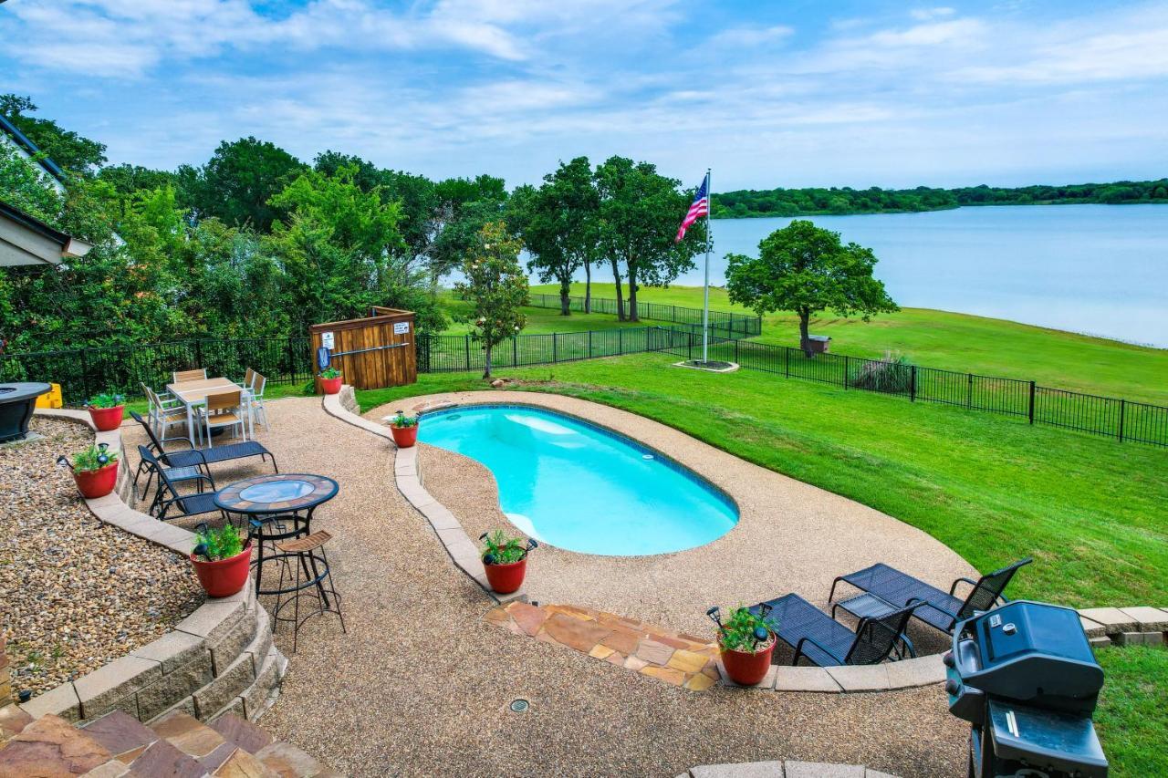 Lakefront Little Elm Home With Private Pool! Exterior photo