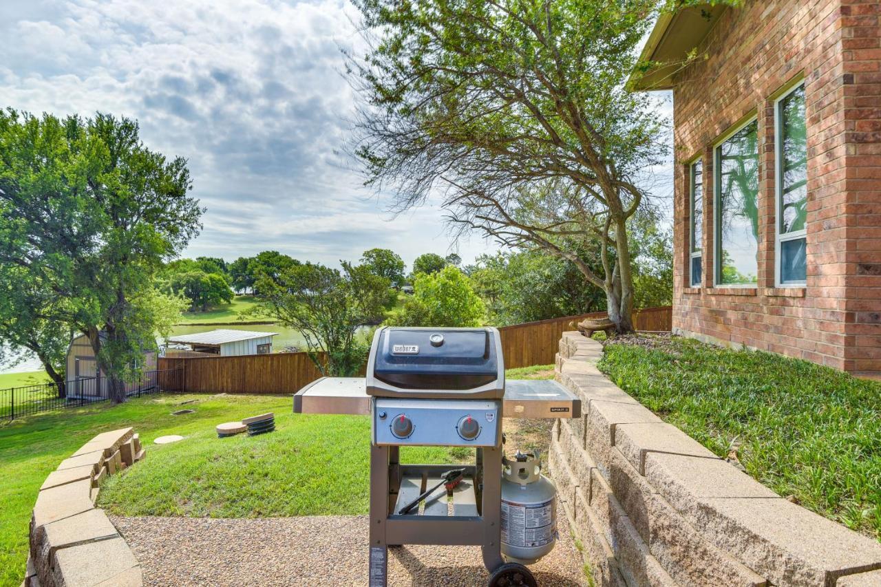 Lakefront Little Elm Home With Private Pool! Exterior photo